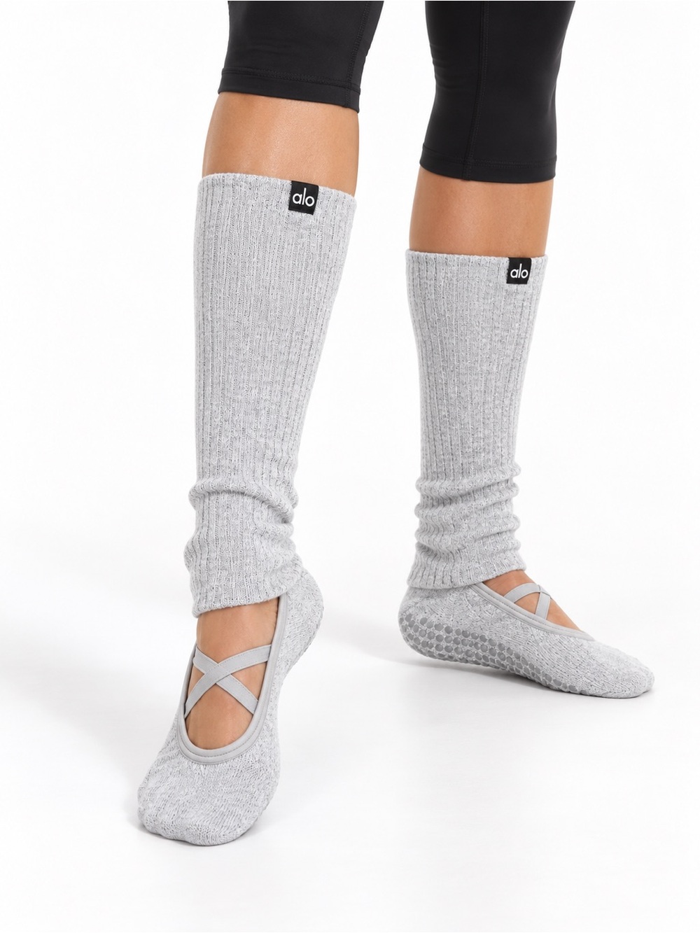 Alo Yoga Barre Pilates Grip Socks in Heather Gray